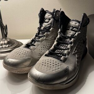 Under Armour Men's Steph Curry limited edition BLM basketball shoes